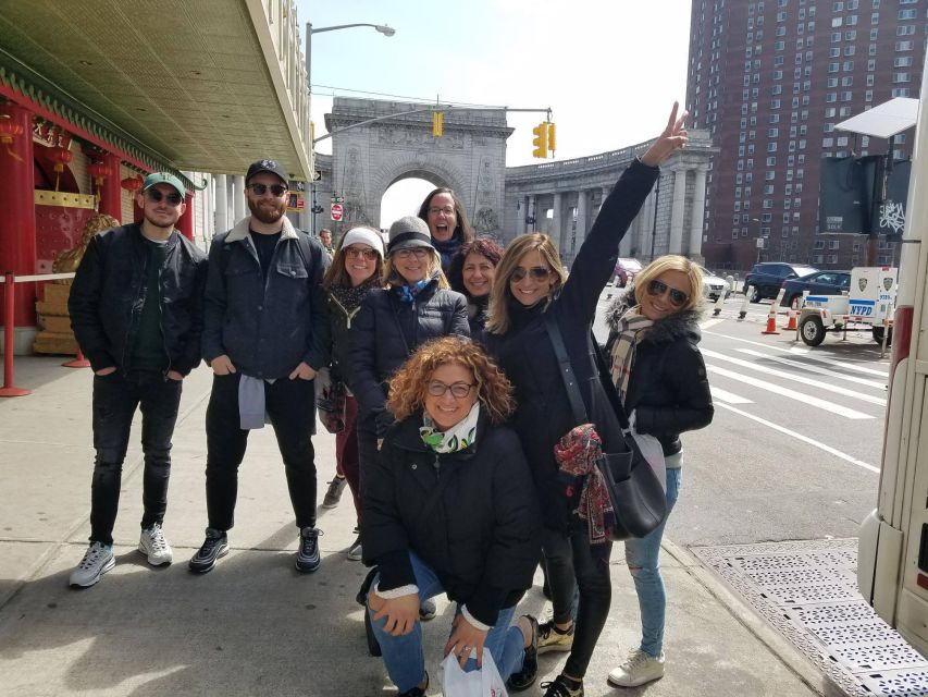 3 Neighborhoods Tour: Soho, Chinatown & Little Italy - The guide makes or breaks the experience