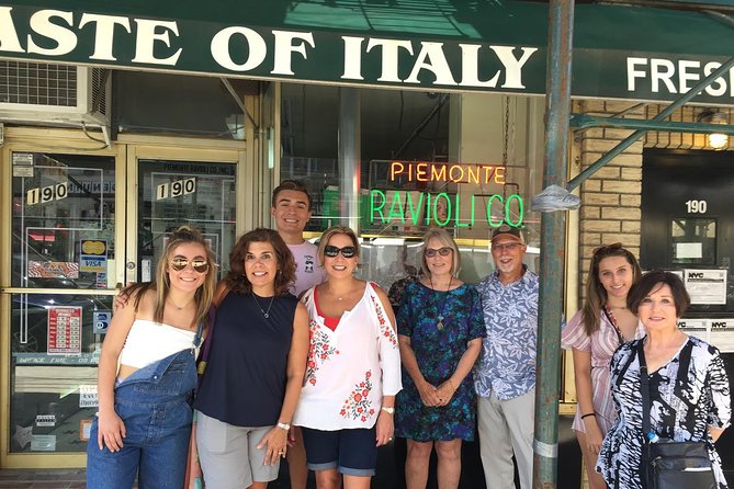 3 New York Neighborhoods Semi-Private Tour : SoHo, Chinatown and Little Italy - Who will enjoy this walk most
