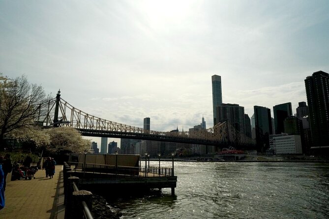 3Days New York City Tour With Professional Photographer - What this three-day photo tour is really offering