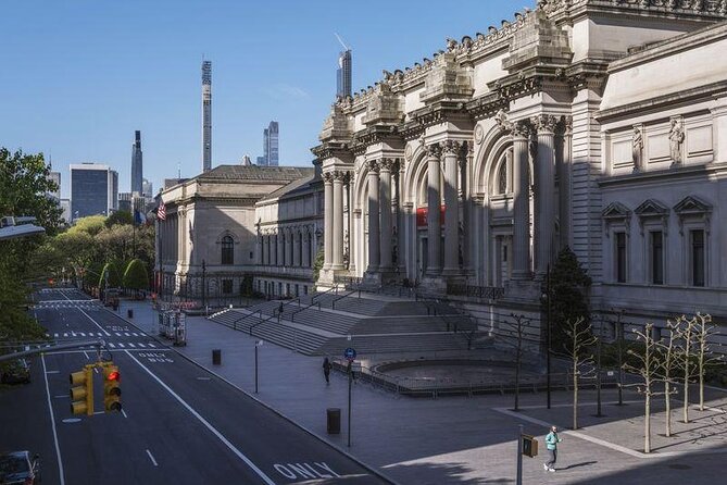 4 Hour Panoramic Tour of the Streets of New York - St. John the Divine, Columbia University, and Harlem