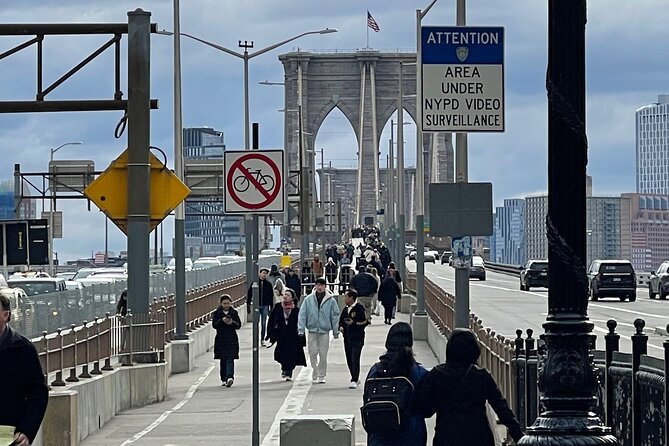 6 hour Bus tour and 1 hour Boat Ride by the Statue of Liberty - Midtown sights from Times Square to Rockefeller Center