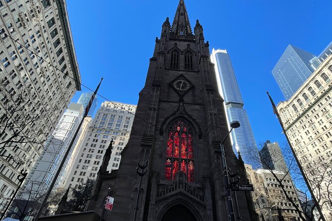 6 hour Bus tour and 1 hour Boat Ride by the Statue of Liberty - The 9/11 Memorial and a 40-minute lunch break