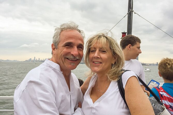 60-Minute Statue of Liberty Sightseeing Cruise - One World Trade Center and Battery Park
