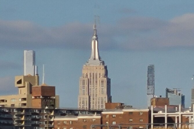 60-Minute Statue of Liberty Sightseeing Cruise - Commentary, staff, and the feel on board