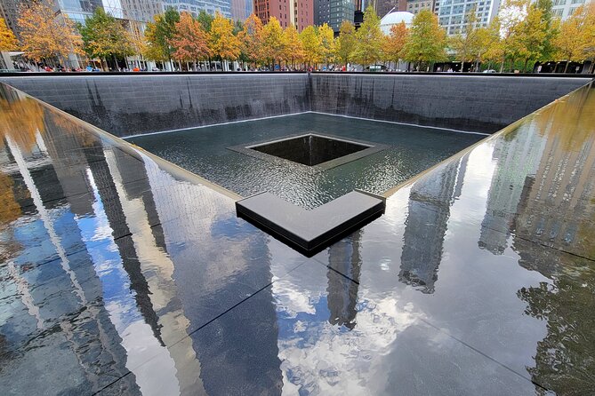 9/11 Memorial at World Trade Center and Financial District Walking Tour - Oculus, a five-minute architectural pause