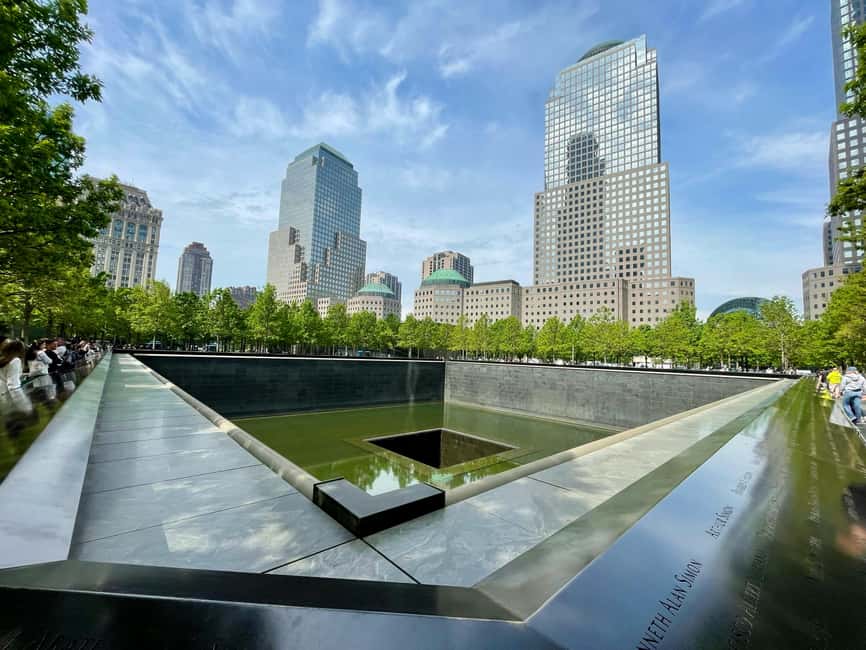 9/11 Memorial & Ground Zero Tour with Optional Museum Entry - Key points to know before you go