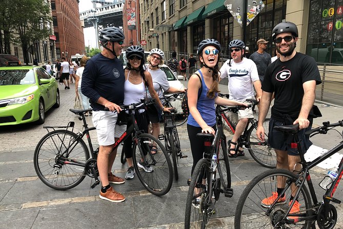 A Day in Brooklyn Bike Tour - Williamsburg: 15 minutes in north Brooklyn