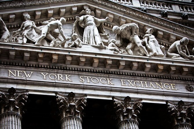 Alexander Hamilton Outdoor Quest Experience in New York - The Bank of New York Building