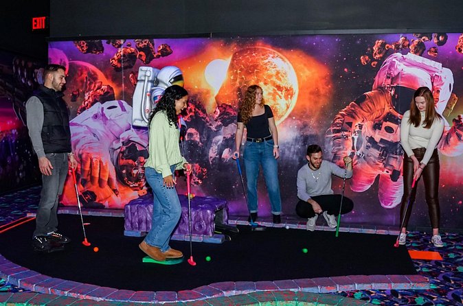 American Dream Black Light Indoor Mini Golf Ticket - Why the blacklight setting matters