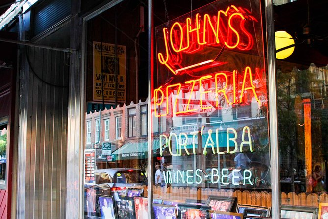 Artistic, Alternative Greenwich Village Walking Tour - Famous television locations, including the Friends apartment