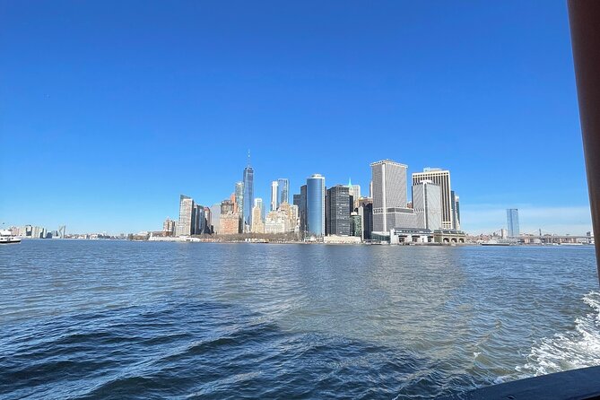 Best New York City Bus Tour and Boat Ride - The 9/11 Memorial, with lunch folded into the stop