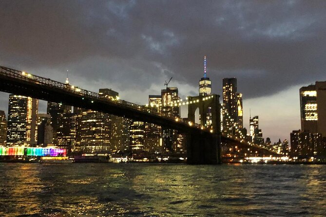 Best Private Luxury Daytime Boat Tour in New York City - 2 Hour - The quiet pleasure of Brookfield Place and the riverfront