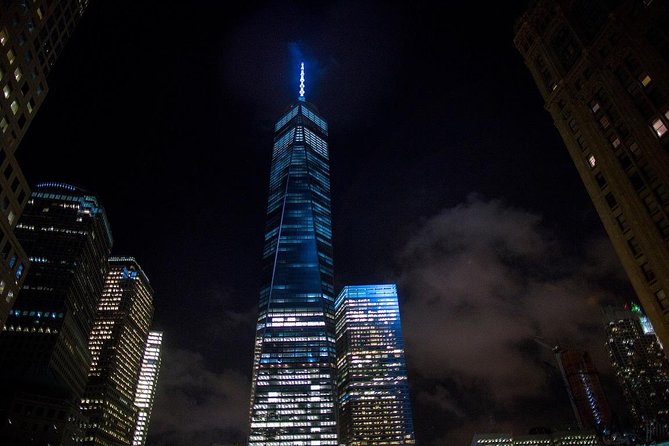 Big Bus New York: Sightseeing Night Tour by Open-top Bus - Live guides can make or break the ride