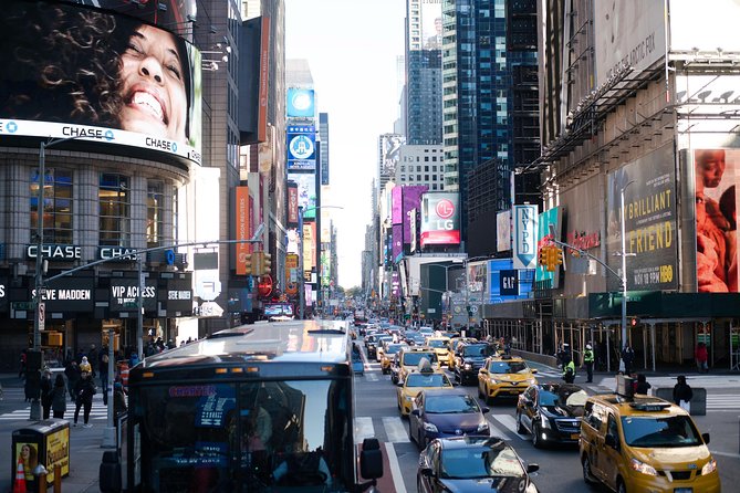 Big Bus NYC: Hop-On Hop-Off Sightseeing Tour by Open-top Bus - Uptown Loop: Central Park, museums, and Fifth Avenue