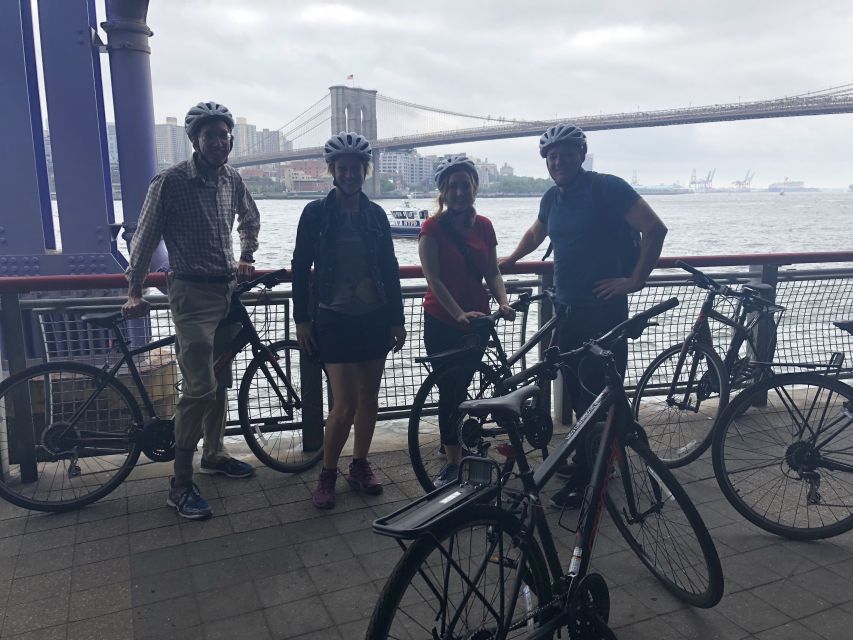 Brooklyn: 2-Hour Manhattan & Brooklyn Bridges Bike Tour - Starting in DUMBO with the Manhattan Bridge overhead