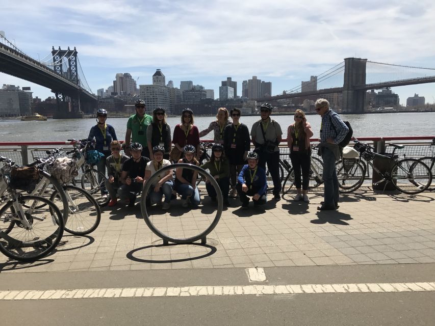 Brooklyn: 2-Hour Manhattan & Brooklyn Bridges Bike Tour - City Hall Park and Lower Manhattan’s civic buildings