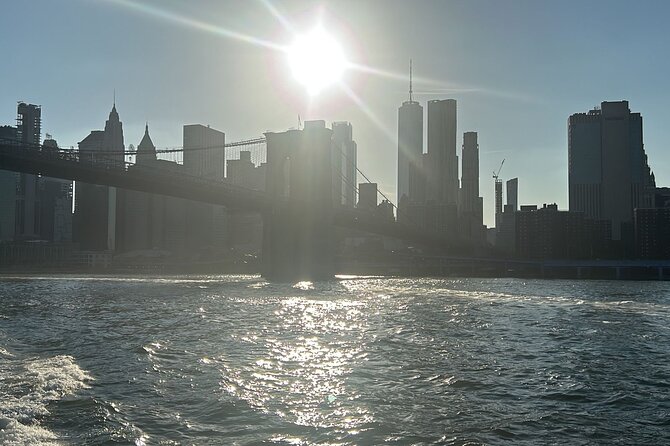 Brooklyn Bridge, Brooklyn Heights & DUMBO Walking Tour - Why crossing the Brooklyn Bridge is still worth your morning