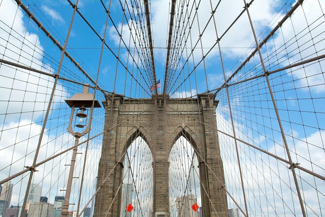 Brooklyn Bridge, DUMBO, and Skyline Guided Walking Tour - Jane’s Carousel and the Brooklyn waterfront