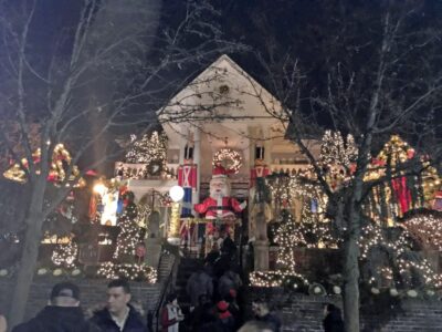 Dyker Heights Christmas Walking Tour