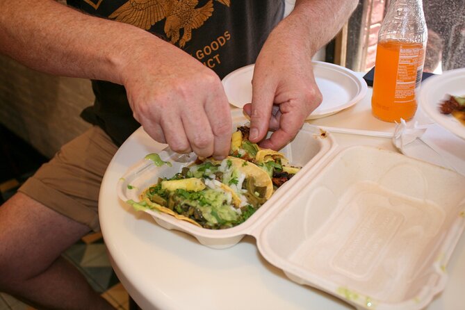 Brooklyn Heights, Brooklyn Bridge, and DUMBO Food Tour - Starting in historic Brooklyn Heights