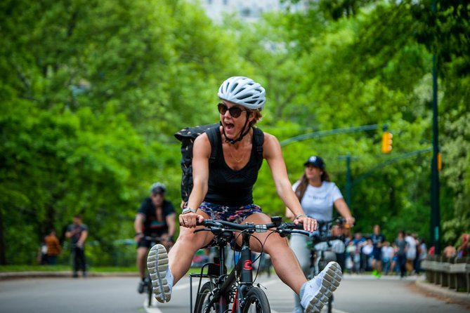 Brooklyn Neighborhoods Small-Group Bike Tour - Why a bike is a smart way to see Brooklyn