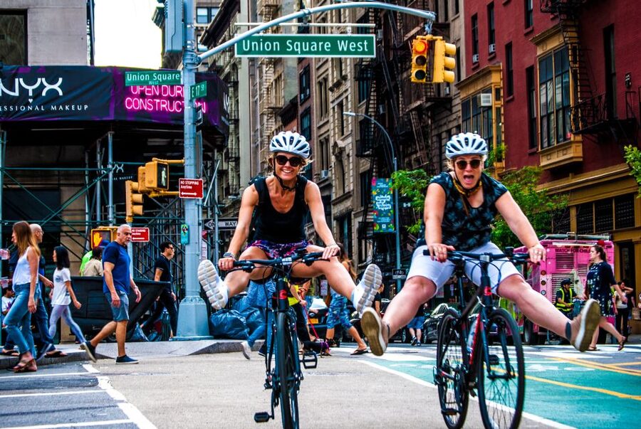 Brooklyn: Sightseeing Bike Tour with Local Guide - Why this Brooklyn bike tour covers so much ground