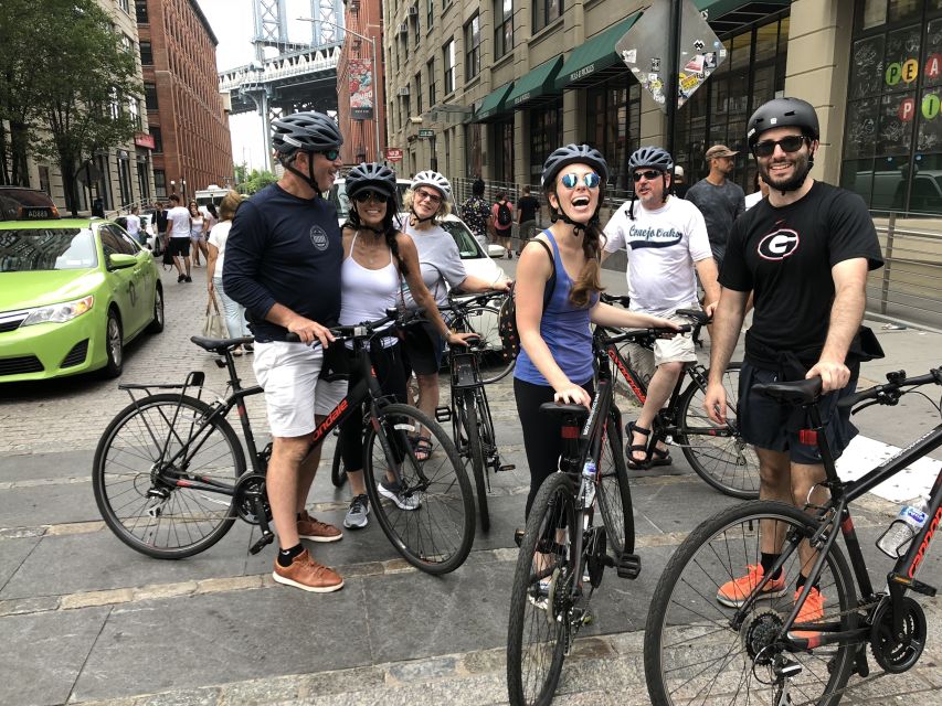 Brooklyn: Sightseeing Bike Tour with Local Guide - Red Hook connects port history with local food
