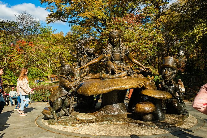 Central Park 2 - Hours Private Pedicab Guided Tour - What the guide adds to the ride