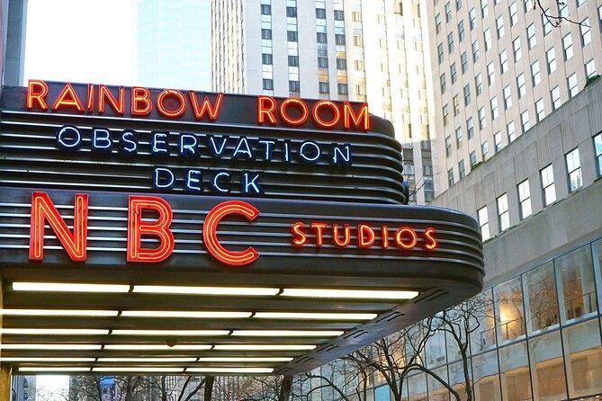 Central Park and 5th Avenue Walking Tour - St. Patrick’s Cathedral and Rockefeller Center