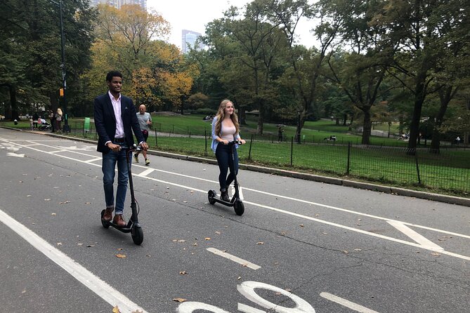 Central Park Electric Scooter Rentals - Handling the mixed service at the rental shop