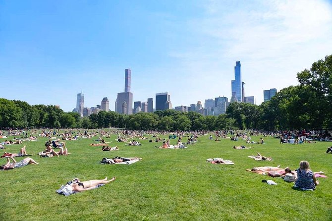 Central Park Guided Walking Tour in French - Key points to know before booking