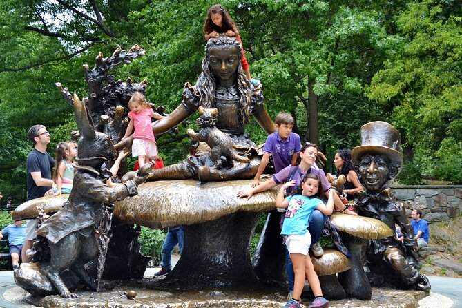 Central Park Guided Walking Tour - Natural Marvels - Wollman Rink and the southern park views