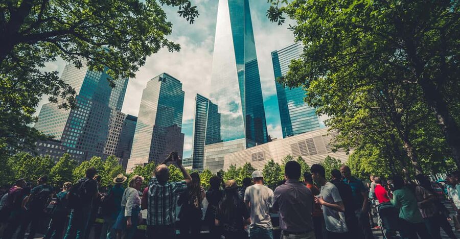 Central Park Highlights: A Scenic Walking Tour - Why Central Park works best with a guide