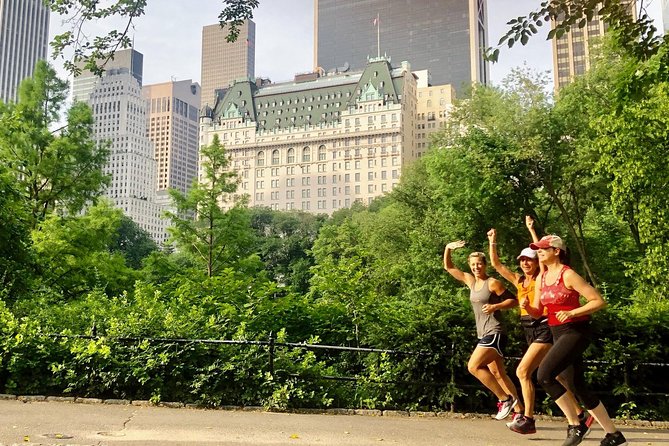 Central Park Highlights Running Tour - Meeting at the José Julián Martí Statue