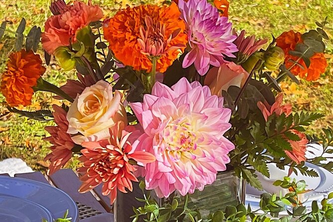 Central Park Luxury Picnic - Themes, colors, and custom details