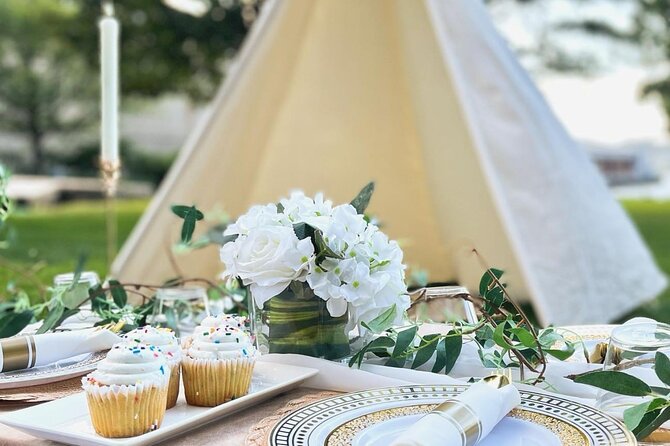 Central Park Luxury Picnic - Who gets the best value from $199
