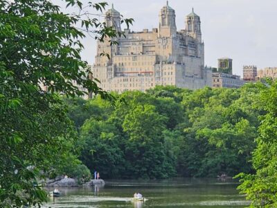 Central Park, NY: Nature, Architecture and Movie Scenes Tour