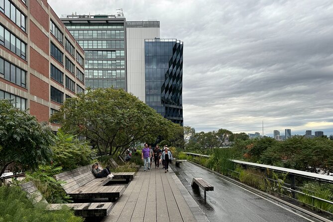 Chelsea and the High Line NYC Architecture Walking Tour - Whitney Museum, The Standard, and the first new landmarks