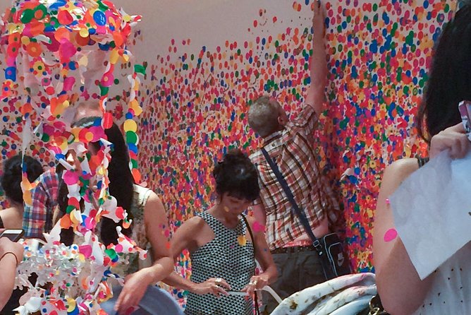 Chelsea Contemporary Art Tour with NYC Professional Art Critic - Why Chelsea works so well for contemporary art