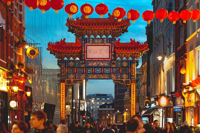 Chinatown and Little Italy Tour in New York City with Local Expert - From 155 6th Avenue into SoHo