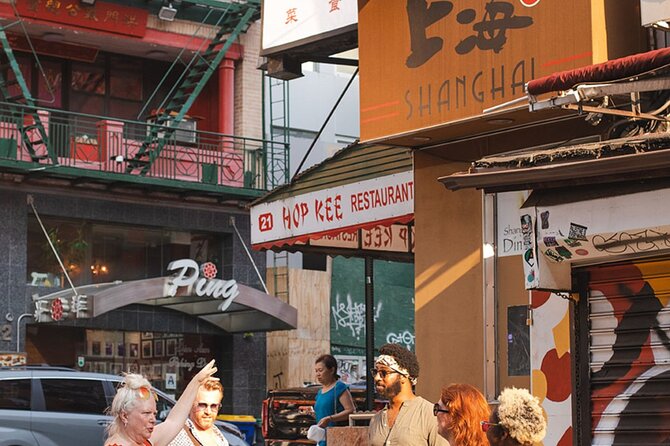 Chinatown & Little Italy Food Tour (4 Delicious Food Stops!) - Key points at a glance