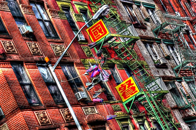 Chinatown - Official Historic District Tour - Meeting people and seeing working Chinatown