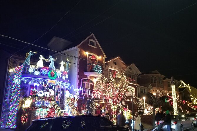 Christmas Lights Tour of Dyker Heights Brooklyn - DUMBO Gives You the Brooklyn Bridge Picture