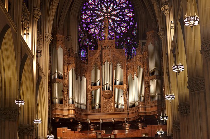 Churches, Chapels and Cathedrals - Trinity Church begins the downtown story