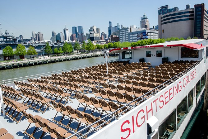 Circle Line: 2.5hr - Complete Manhattan Island Cruise - Seeing bridges and the upper reaches of Manhattan