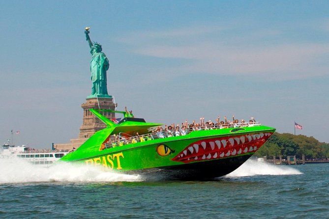 Circle Line: NYC BEAST Speedboat Ride - Racing along the Hudson River