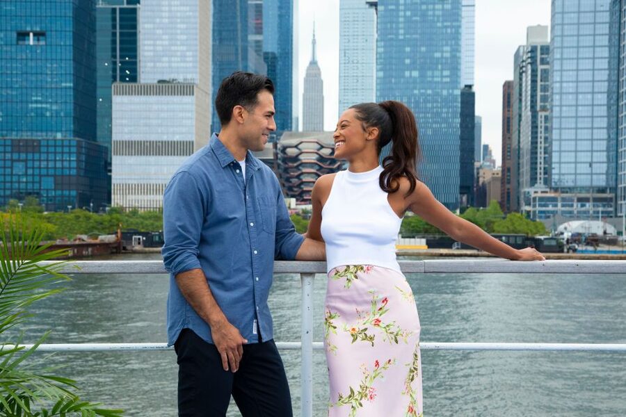 City Cruises New Jersey: NYC Buffet Lunch or Dinner Cruise - DJ music, games, and the right mood