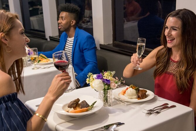 City Cruises New York: Signature Dinner Cruise - Drinks, service, and extra costs