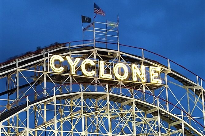 Coney Island Nostalgia Tour - Luna Park and the modern amusement park story