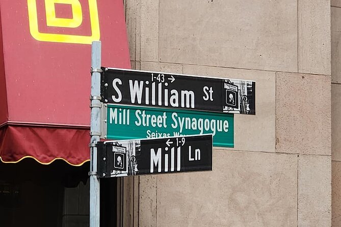 Dutch Lower Manhattan Private Walking Tour - Bowling Green and the early Dutch marketplace